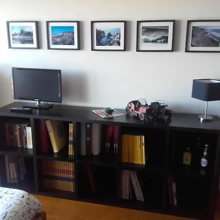 아파트 Apartment With Sea View - Ricky'S House 아우카비데시