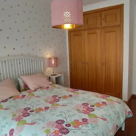Apartment With Sea View - Ricky'S House * 아우카비데시